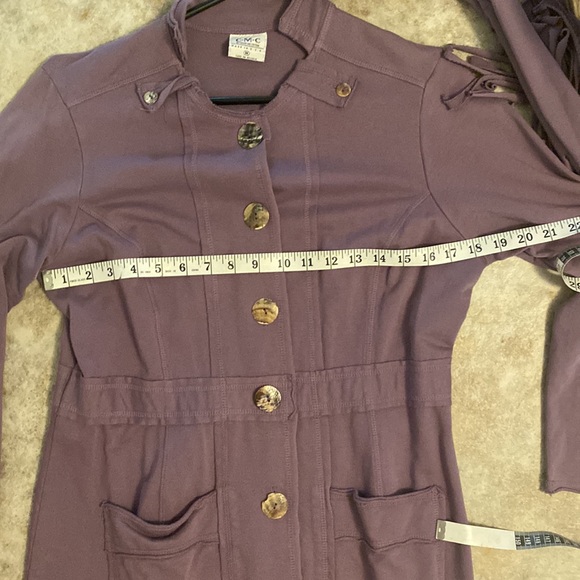 Color Me Cotton Belted, button-up sweatshirt jacket - Picture 4 of 8